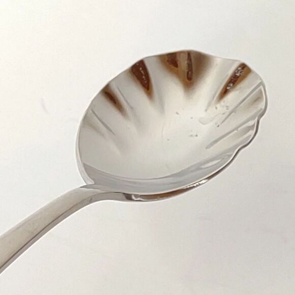 Wallace Hartford Pattern scalloped Spoon Sugar Shell Spoon 18/10 - Picture 6 of 11